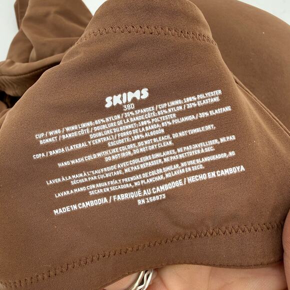 Skims Fits Everybody Push Up Jasper Bra Size 38D - Picture 4 of 4